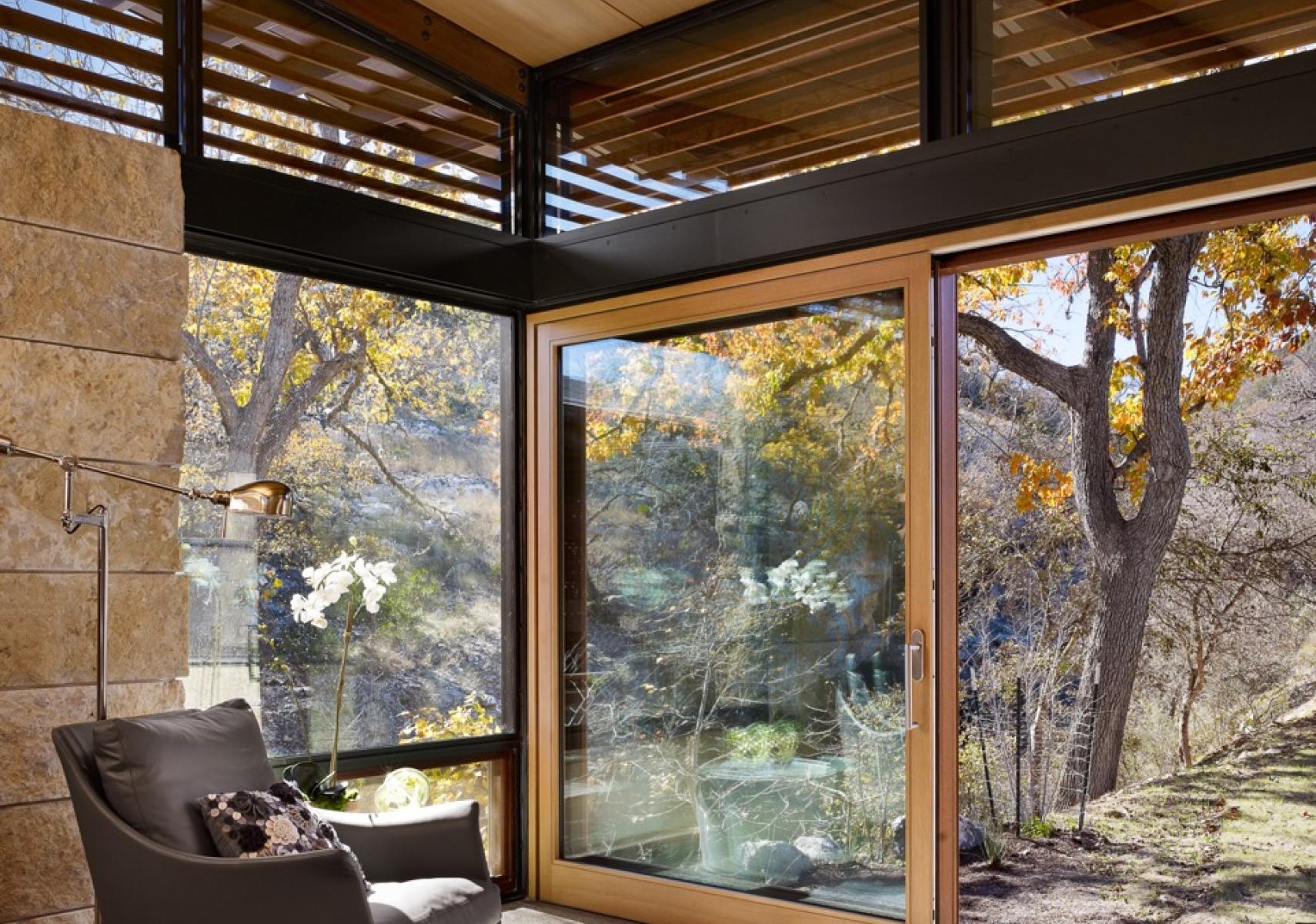 Dover Wood: window and door systems in different species of wood with a wide range of finishes.